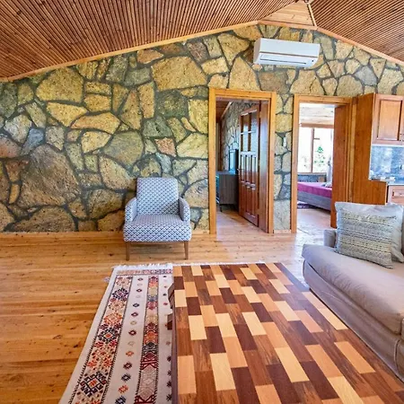 Magnificent House With Jacuzzi And Shared Pool In Bodrum Apartmán *